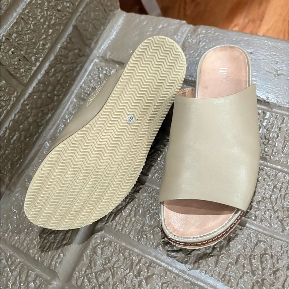 J. Jill Cream Leather Mules - Picture 3 of 3